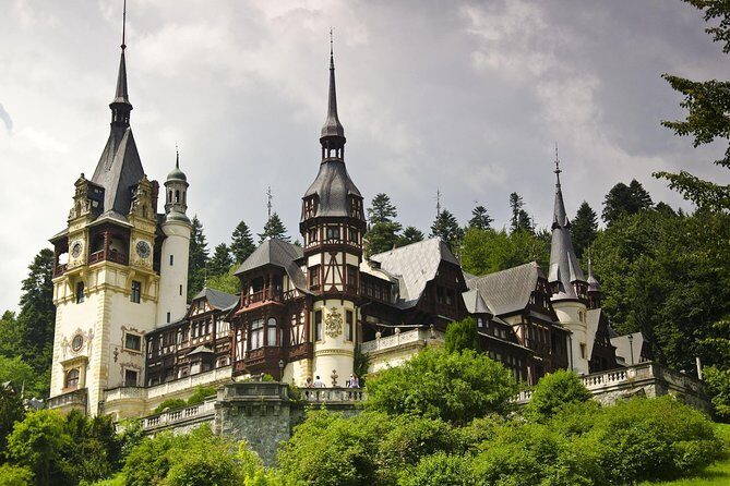 2-Day Small-Group Tour to Dracula's Castle, Rasnov Fortress, Peles Castle, Sighisoara and Libearty Brown Bear Sanctuary with Overnight in Brasov - A 2-Day Transylvania Push From Bucharest