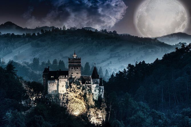 4-Day Transylvania and Dracula Tour from Bucharest - Entering the Transylvania mood from Bucharest
