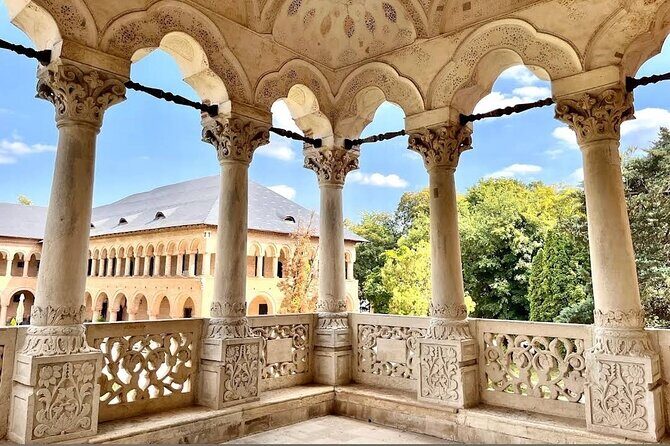 5h Abandoned Fort, Dracula's Grave and Mogoșoaia Palace, Private - Snagov Monastery and the Dracula Grave: feudal art on a lake island
