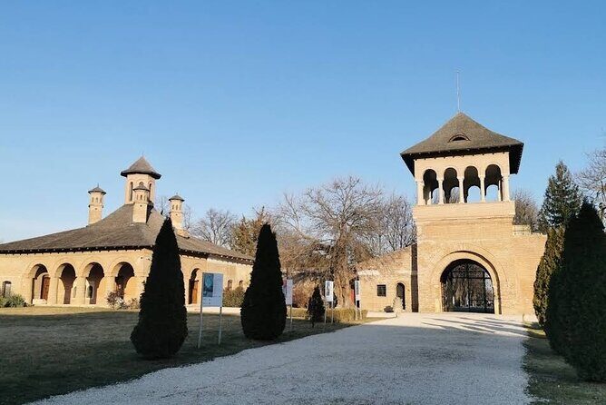 5h Abandoned Fort, Dracula's Grave and Mogoșoaia Palace, Private - Who should book this tour