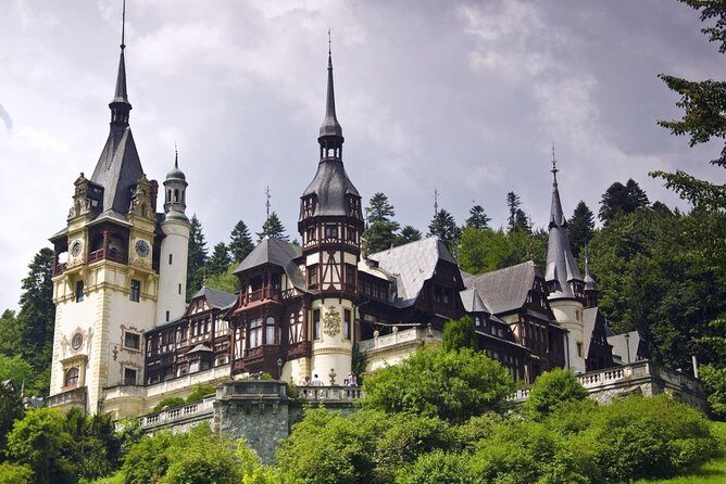 Bran Castle, Peles Castle and Brasov City - Private Tour from Bucharest - Who This Private Day Trip Suits Best