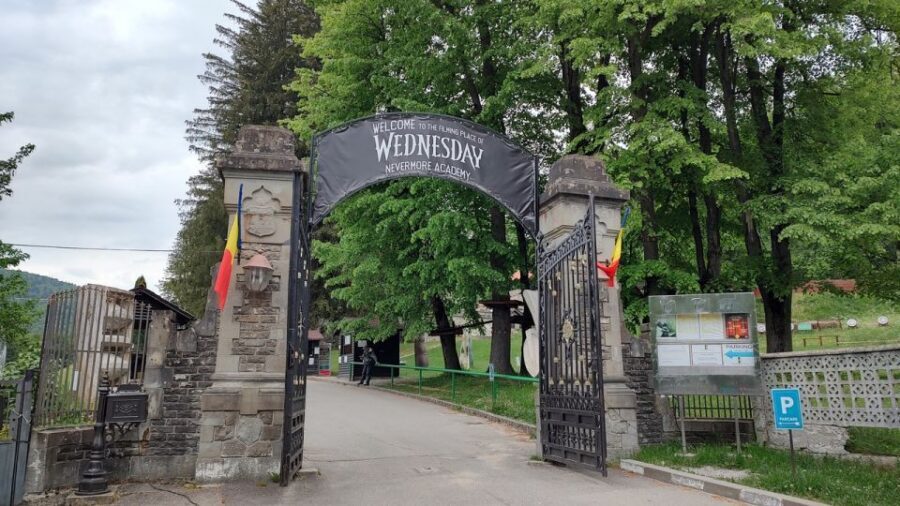 Brasov: Bran, Peles and Cantacuzino Castles Day Tour - Key Things I’d Watch For on This Tour