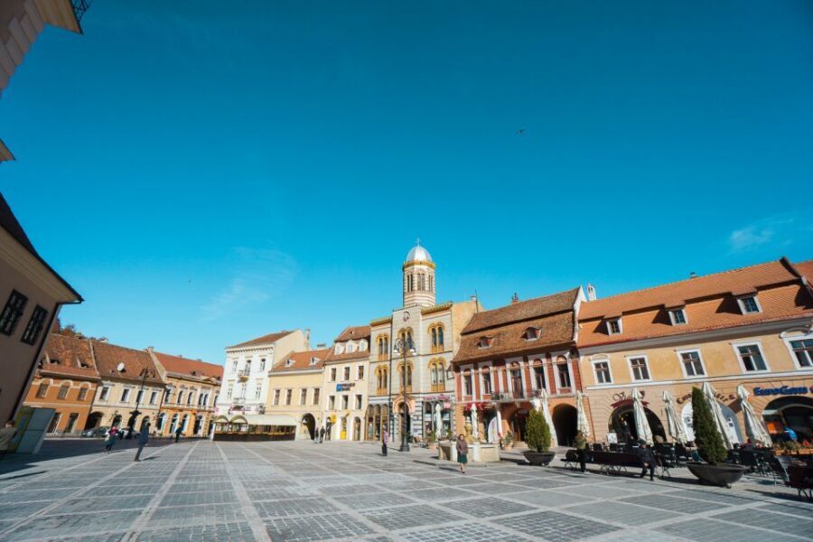 Bucharest: Dracula's Castle, Peles Castle, & Brasov Old Town - Key highlights worth your attention