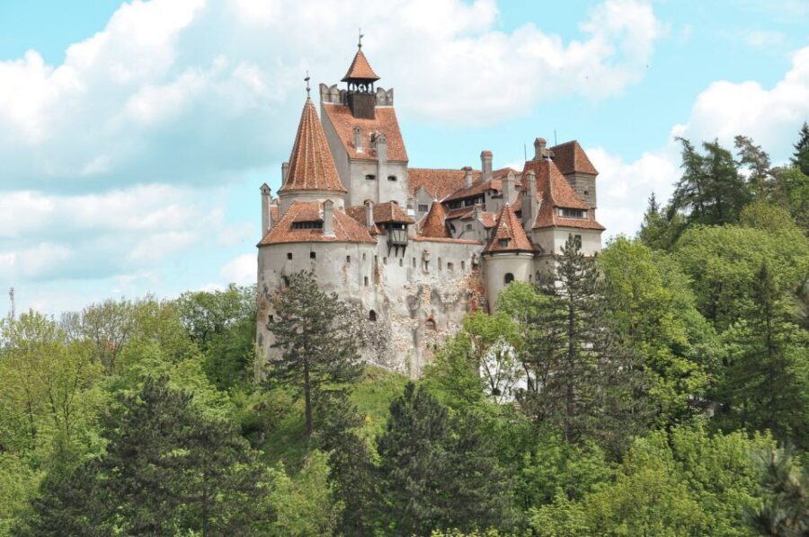 Bucharest: Dracula's Castle, Peles Castle, & Brasov Old Town - Bran Castle aka Dracula’s Castle: the border story that makes the legend feel real