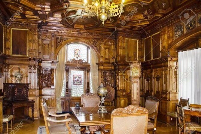 Dracula and Peles Castles Premium Tour with Hotel pick-up - The Return: A Short Bucharest Stop and the Long Drive Factor
