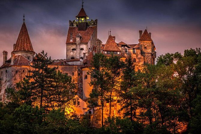 Dracula Castle, Peles Castle and Rasnov Fortress from Brasov - The Brasov-to-castles rhythm: 8:00 am start, about a 6-hour day