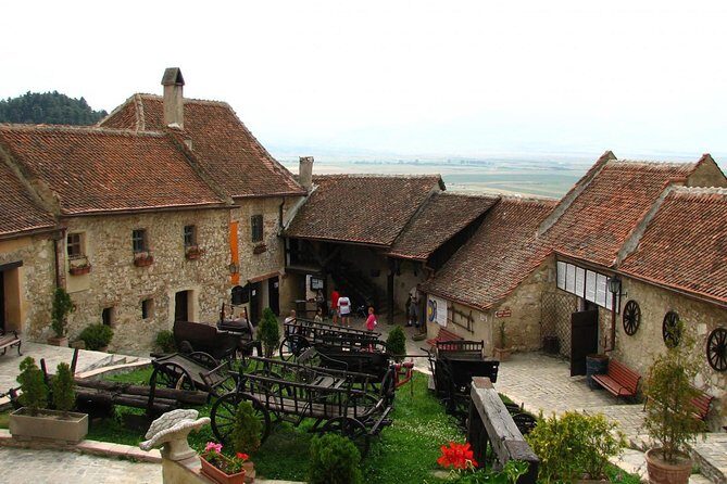 Dracula Castle, Peles Castle and Rasnov Fortress from Brasov - What to expect at each stop, without the guesswork