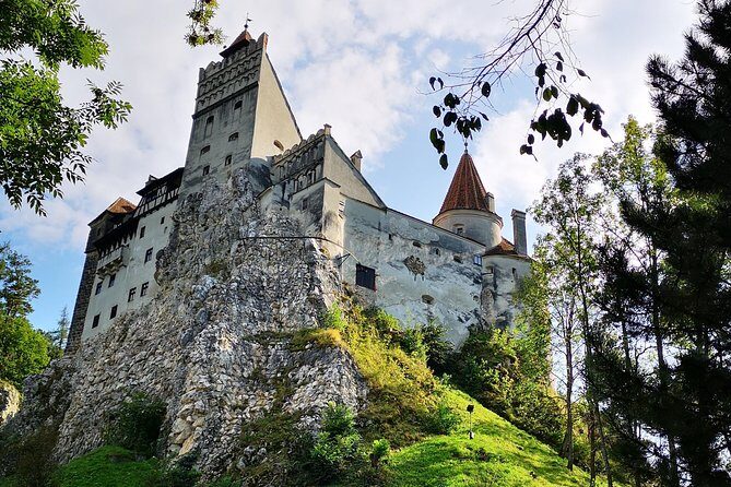 Dracula Private Tour - Peles Castle in 1 hour: what you’ll gain in the “royal residence” stop