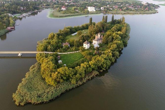 Dracula's Tomb and Mogosoaia Palace, Private Tour from Bucharest - The route: a Dracula-style day trip that stays realistic