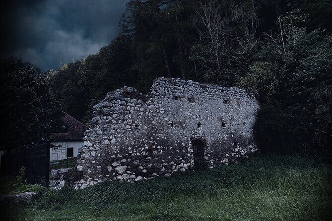Dracula’s Tour – Vampires, Ghosts and Haunted Places in Bran - Stop 7–9: Lothar the Merchant, Witch’s Underground Grave, and the Soldier Cut in Two