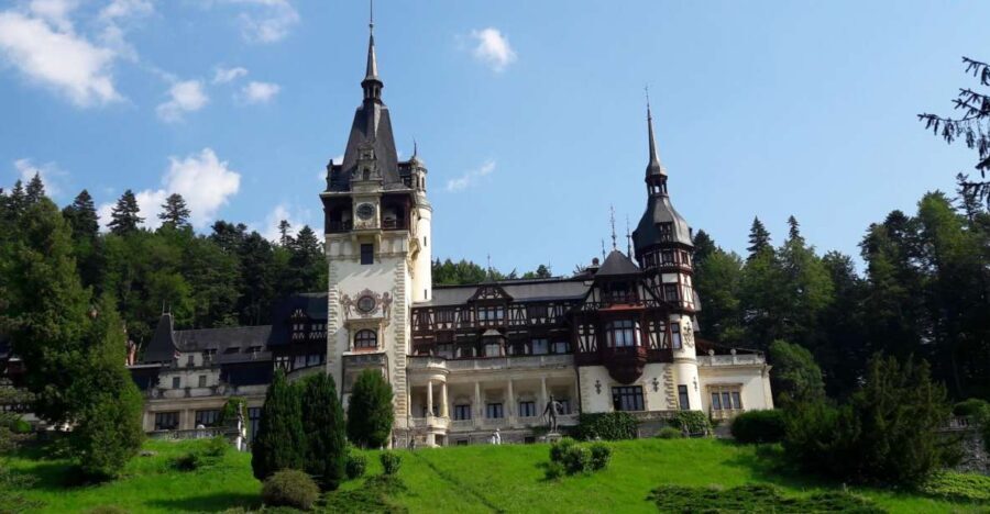 From Brasov: Peles Castle, Bran Castle & Cantacuzino Castle - Your Ride: Mercedes Comfort, WiFi, and a Calm Start