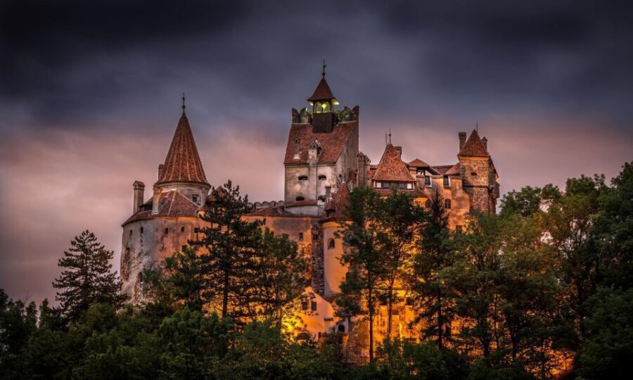 From Bucharest: Day Trip to Dracula and Peles Castle - Key things to know before you go