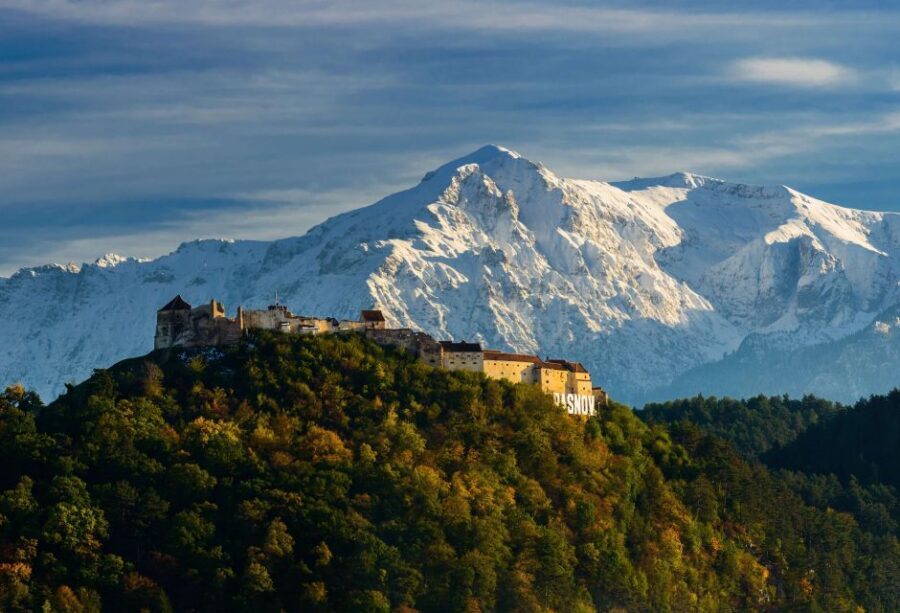 From Bucharest: Day Trip to Dracula and Peles Castle - Timing, lunch, and the reality of a 14-hour day