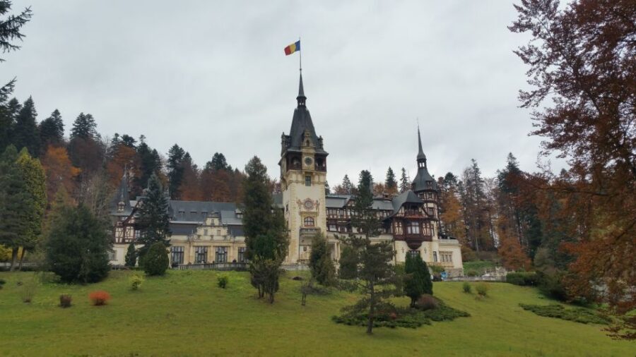 From Bucharest: Dracula Castle Day Trip - Brasov: a short guided look, dinner, then free time