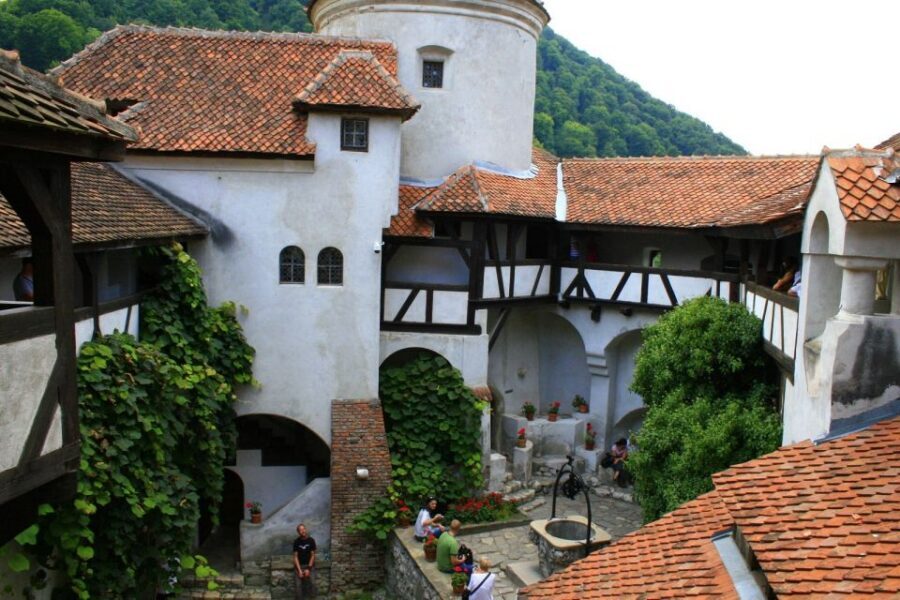 From Sibiu: Day Tour to Brasov and Dracula's Castle - Lunch Near Bran: Small Break, Big Impact on the Rest of the Day