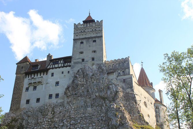Guided visit in Spanish to the Castle of Dracula in Bran (native Spanish guide). - Price and Value: Is $48.16 Worth It?