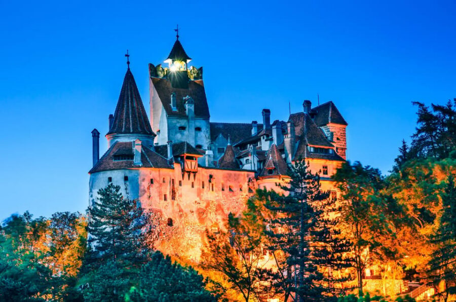 Minivan 8: Peles & Dracula's Castle and Brasov Full-Day Trip - Key Highlights Worth Knowing