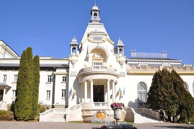 One Day Private Tour to Peles and Dracula Castles & Brasov City - Brasov in the middle of the day: food, walking, and easy Transylvania context