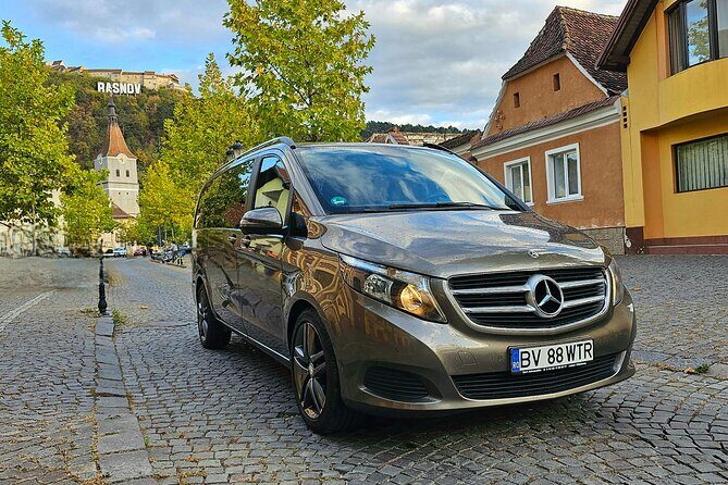 Peles Castle, Bran Castle & Rasnov Fort. Private Tour from Brasov - The “small detour” that adds context: Sinaia Monastery and driving flow