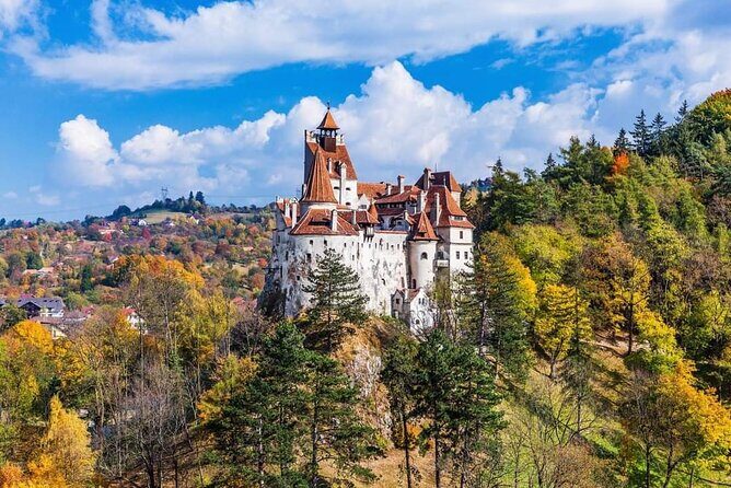 Peles Castle, Cantacuzino Castle and Bran Castle Tour From Brasov - Comfort, shoes, and weather: small things that keep the day enjoyable