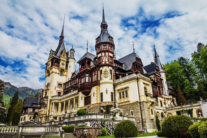 Peles Castle Skip-The-Line Guided Tour - What kind of traveler should book this tour?