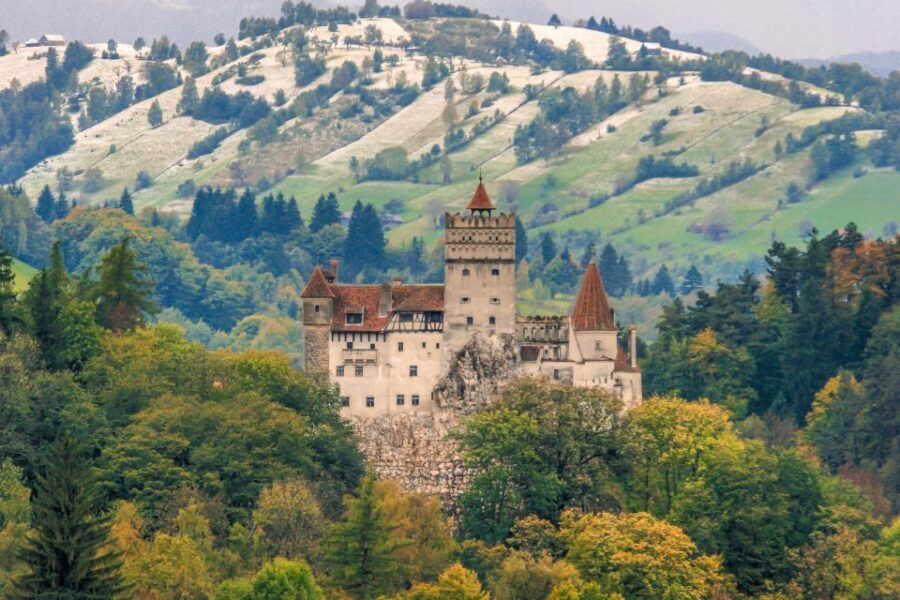 Peles, Dracula's Castles & Brasov: Private Day Trip & Pickup - Brasov old town (Kronstadt): medieval streets with breathing room