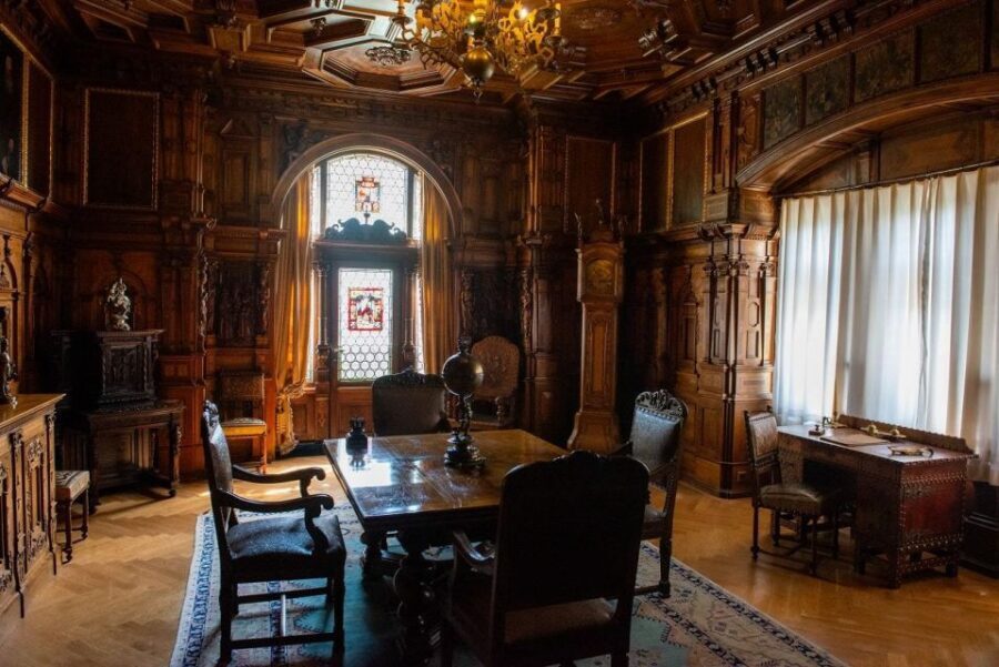 Peles, Dracula's Castles & Brasov: Private Day Trip & Pickup - The best fit: who this day trip is for