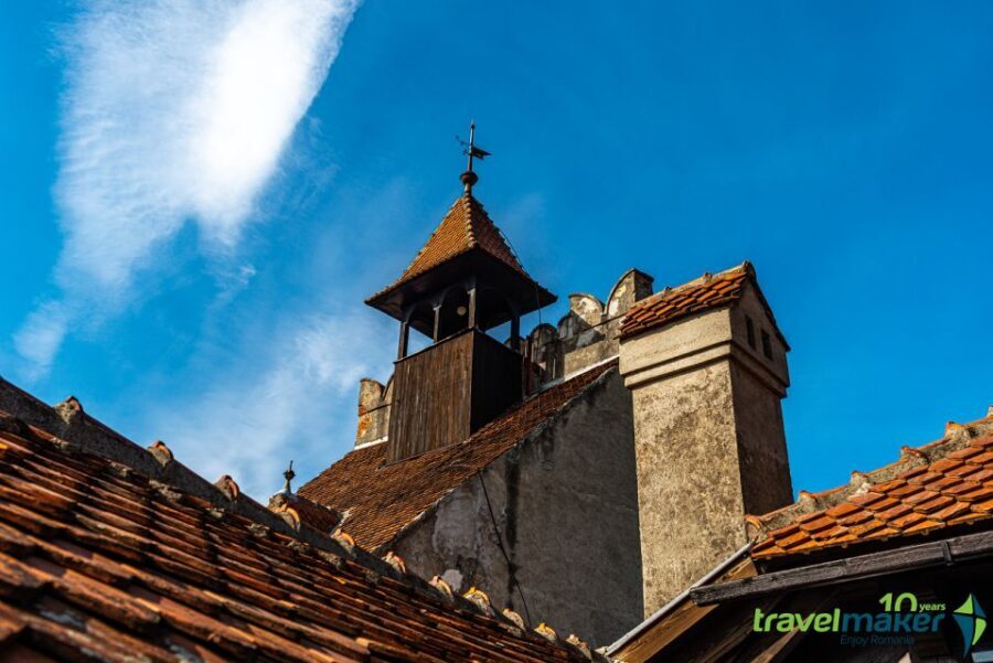 Peles, Dracula's Castles & Brasov: Private Day Trip & Pickup - Peleș Castle: royal splendor in the Carpathian foothills