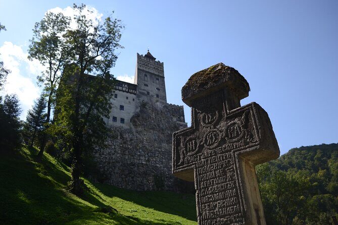 Private Day Tour: Dracula's Castle and Peles Castle - Peleș Castle: a former royal summer residence worth slowing down for
