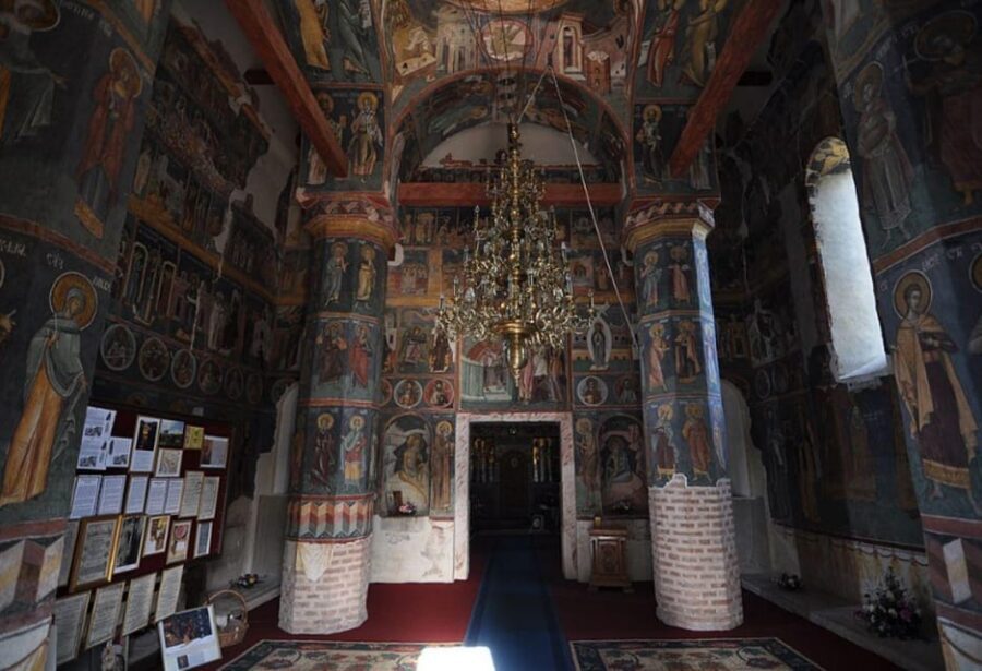 Private Tour from Bucharest to Dracula's tomb and Mogosoaia - Your 1-hour guided visit: how to get the most out of it