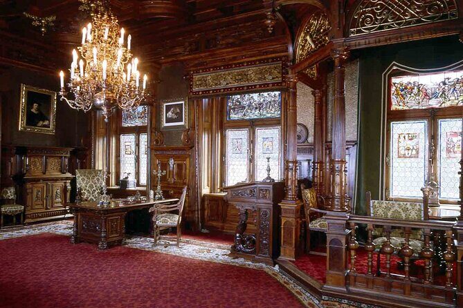 Private Tour in Bran Castle, Peles Castle, and Brasov - Private guide and premium van: the comfort factor that makes the day work