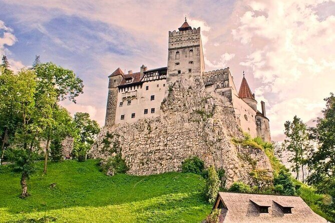 Private Tour to Dracula's Castle, Brașov City & Peleș Castle - A Dracula day that doesn’t feel like a scramble