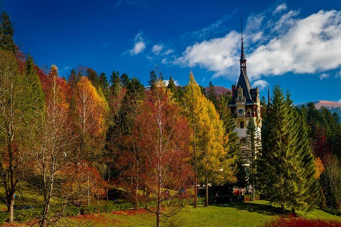 Small-Group Day Trip to Dracula's Castle, Brasov and Peles Castle - Brasov Historical Center: Guided Orientation Plus Free Time That Actually Works